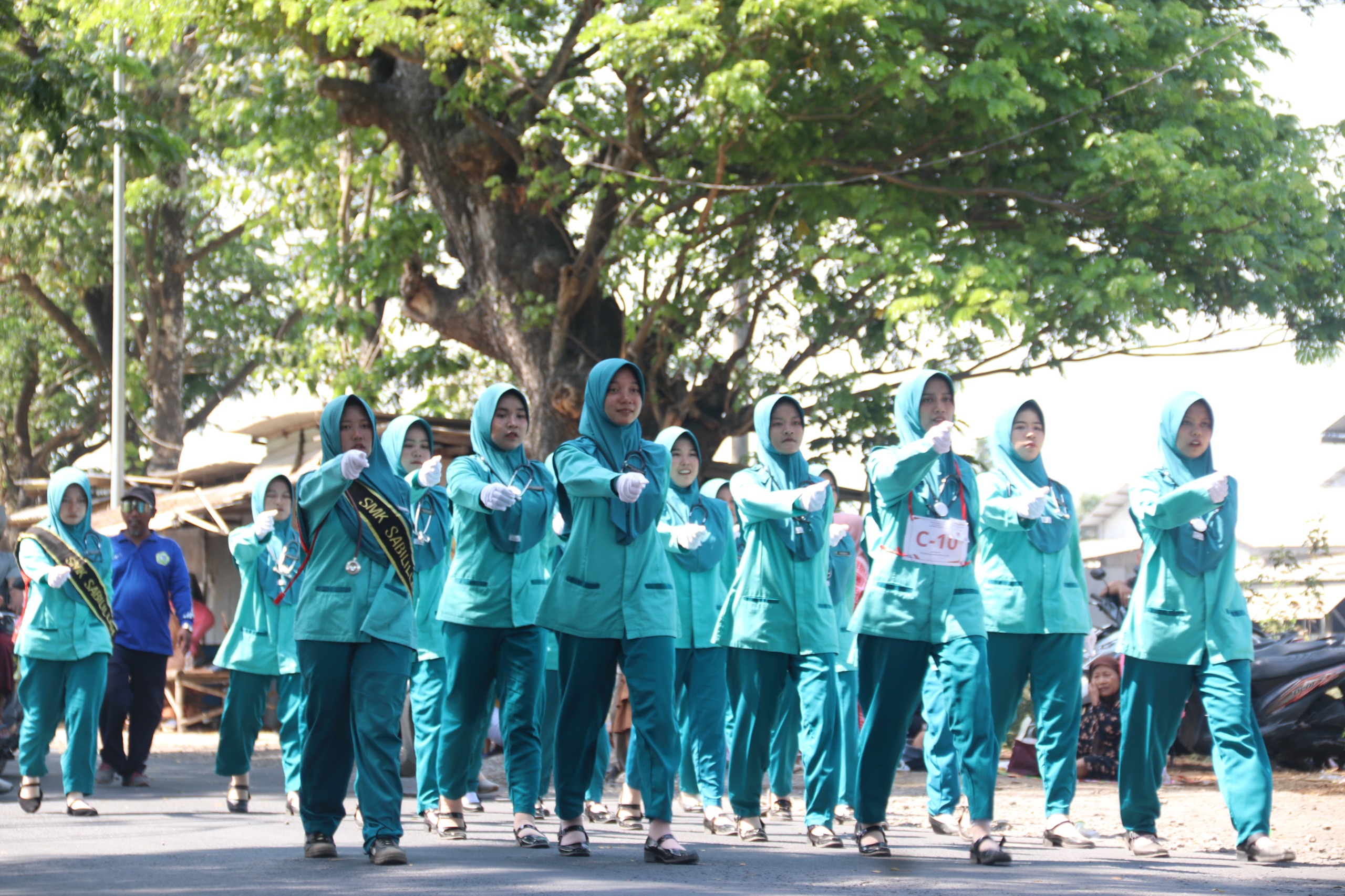 Lomba Gerak Jalan Kecamatan Gondang Wetan 